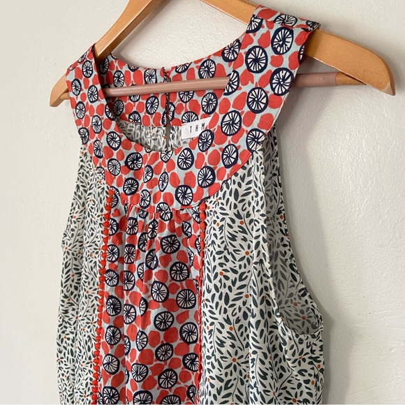 THML Blouse Tank - Picture 4 of 10